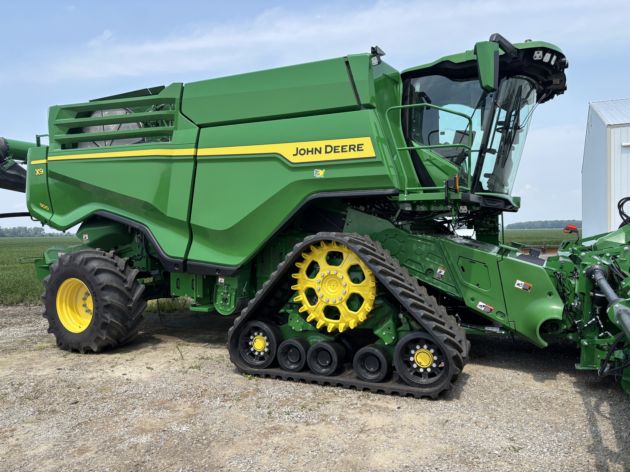 2023 John Deere X9 1100 Image 5