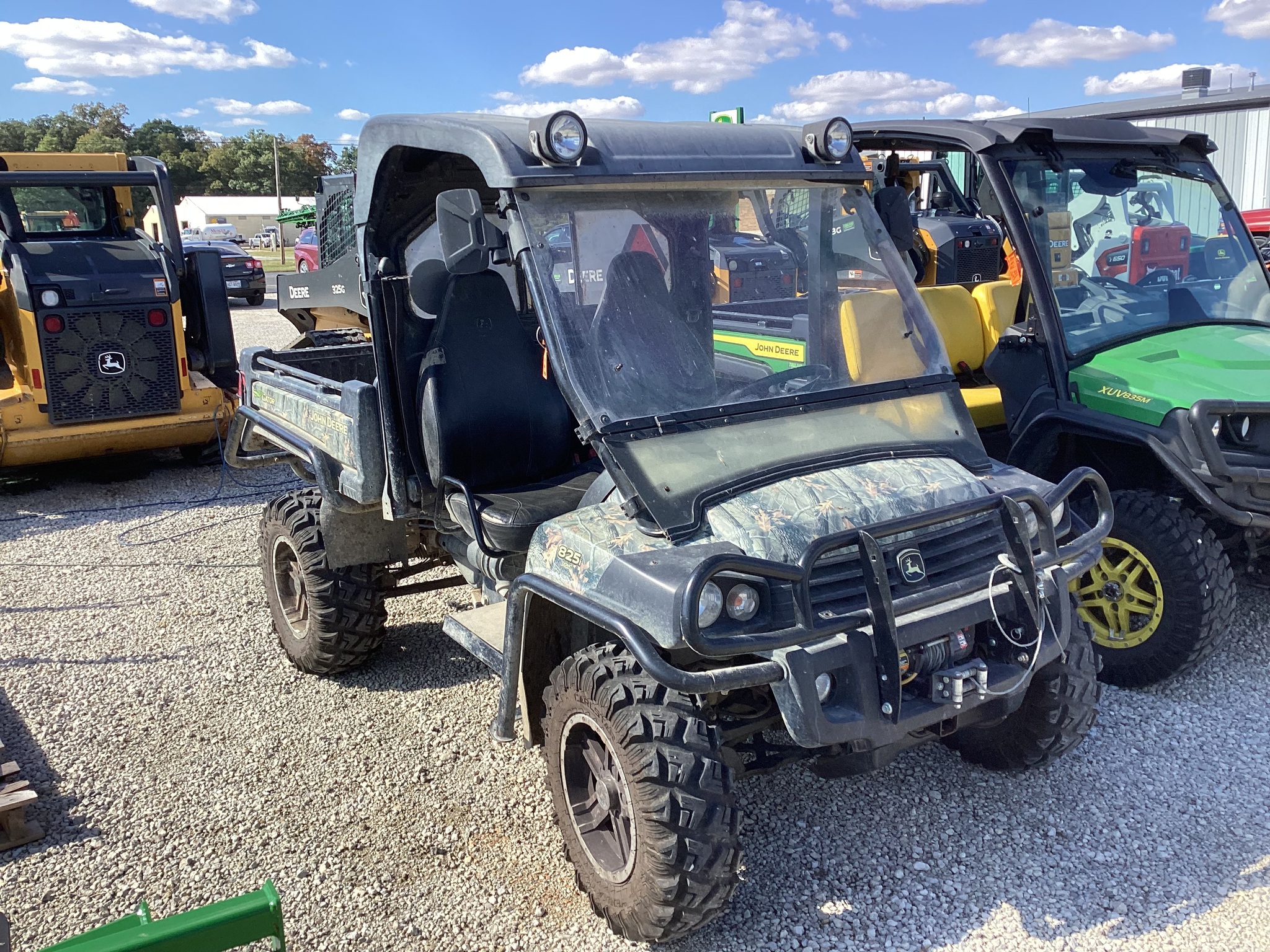 2013 John Deere XUV 825i Image 1
