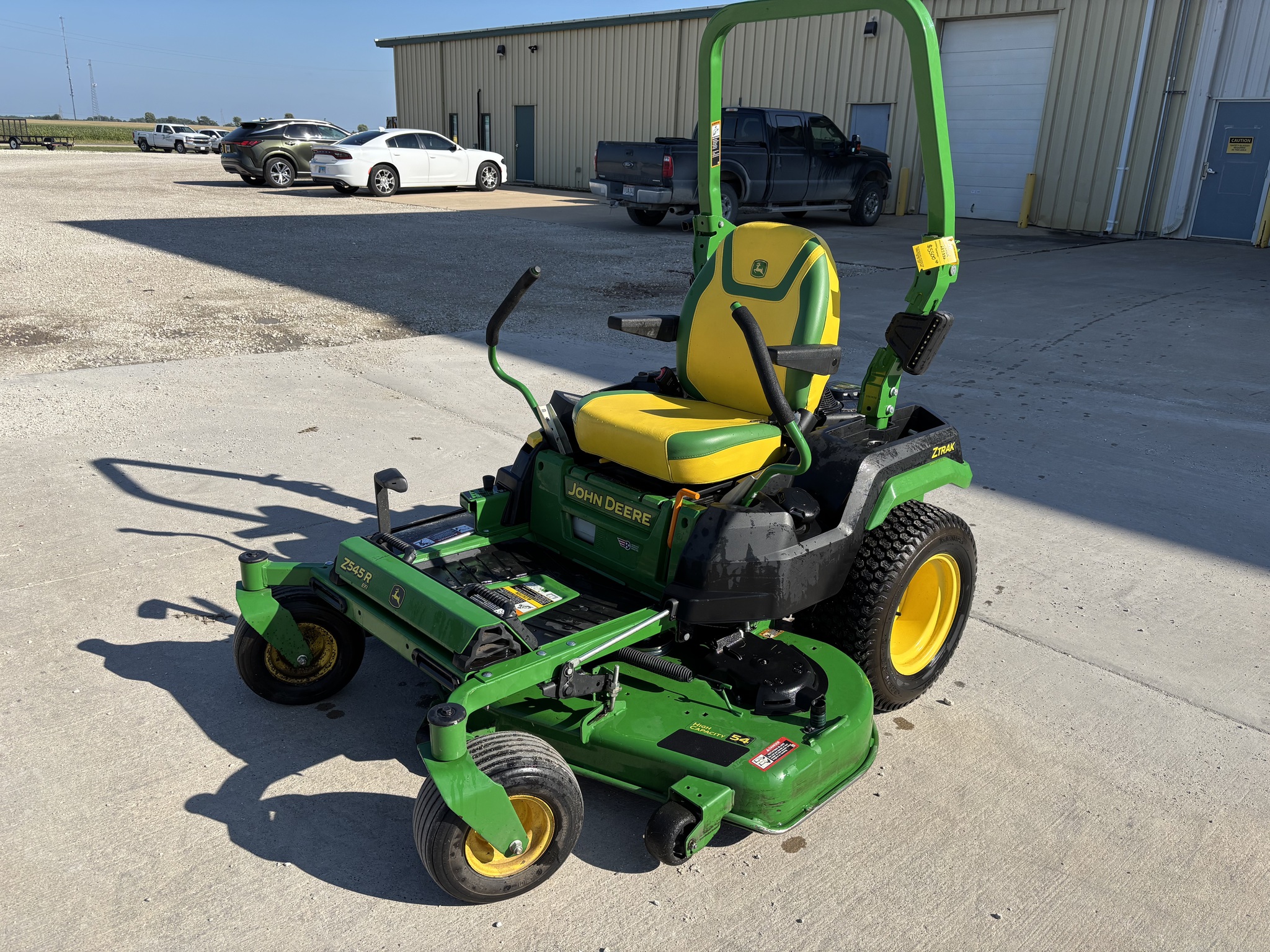  2023 John Deere Z545R at Heritage Tractor in Pontiac, IL