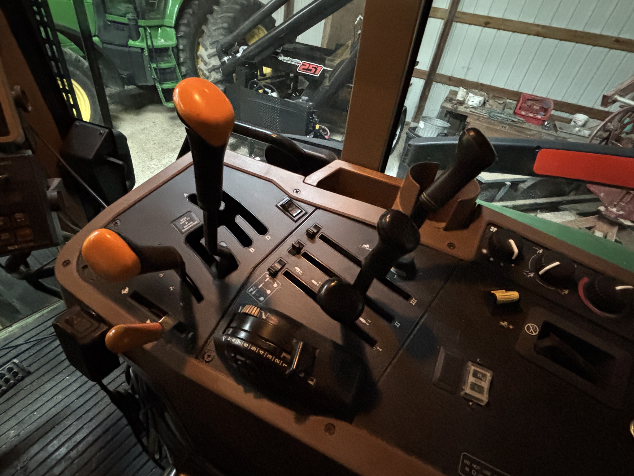 Used 2003 John Deere 7710 Row Crop Tractors at Koenig Equipment in Anna, OH - PhotoXL22