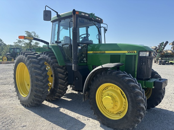 Used 2003 John Deere 7710 Row Crop Tractors at Koenig Equipment in Anna, OH - Photo6