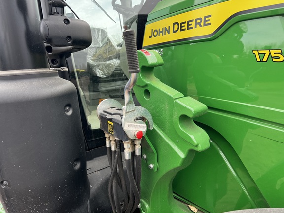 2025 John Deere 6R 175 - Photo16