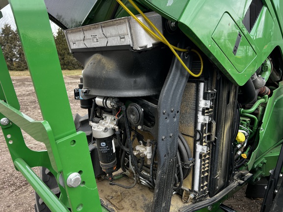 2025 John Deere 6R 175 - Photo17