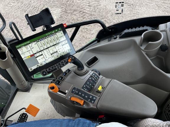 2025 John Deere 6R 175 - Photo28