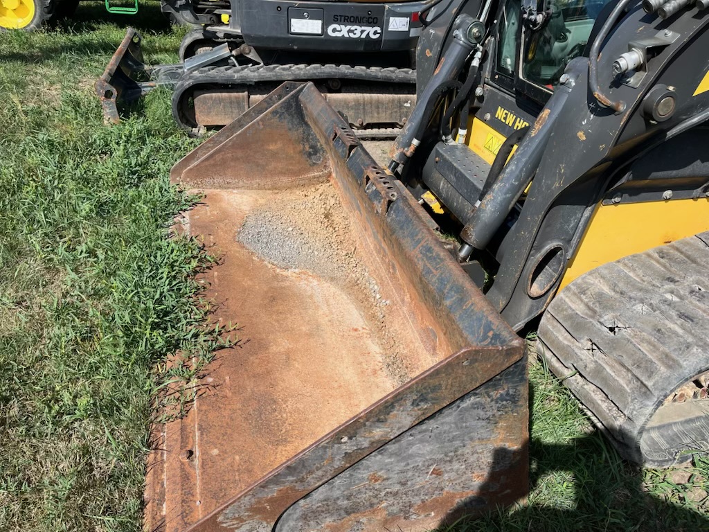 2018 New Holland C232 Image 4