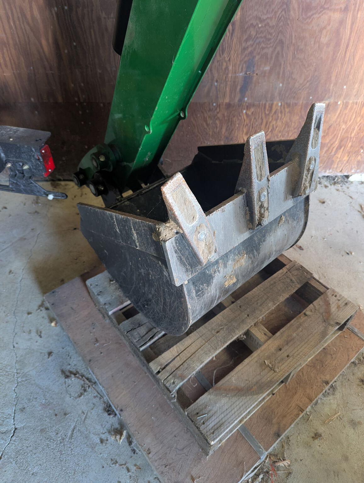 2022 John Deere 3039R Image 13