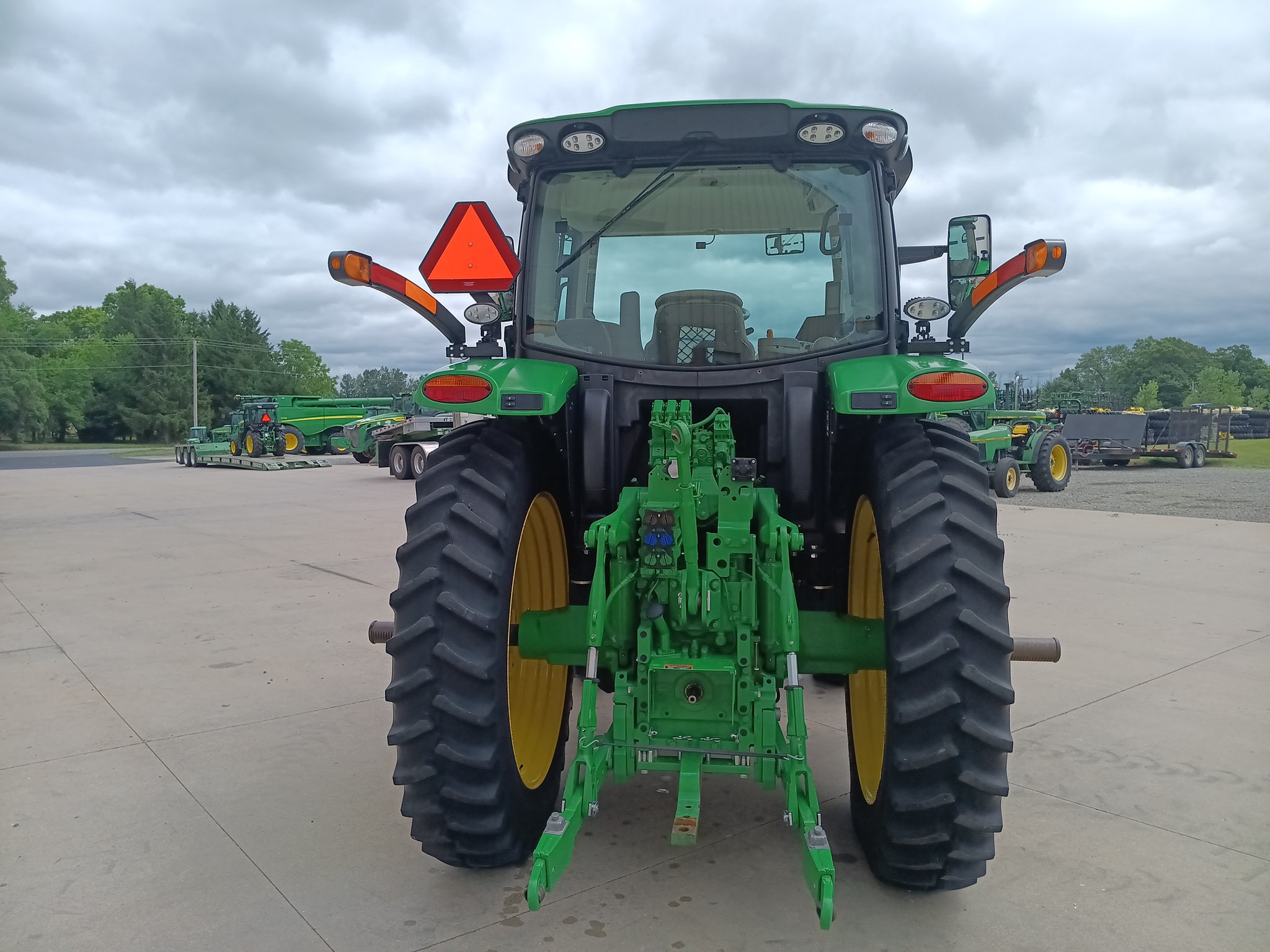 2024 John Deere 6R 155 Image 4
