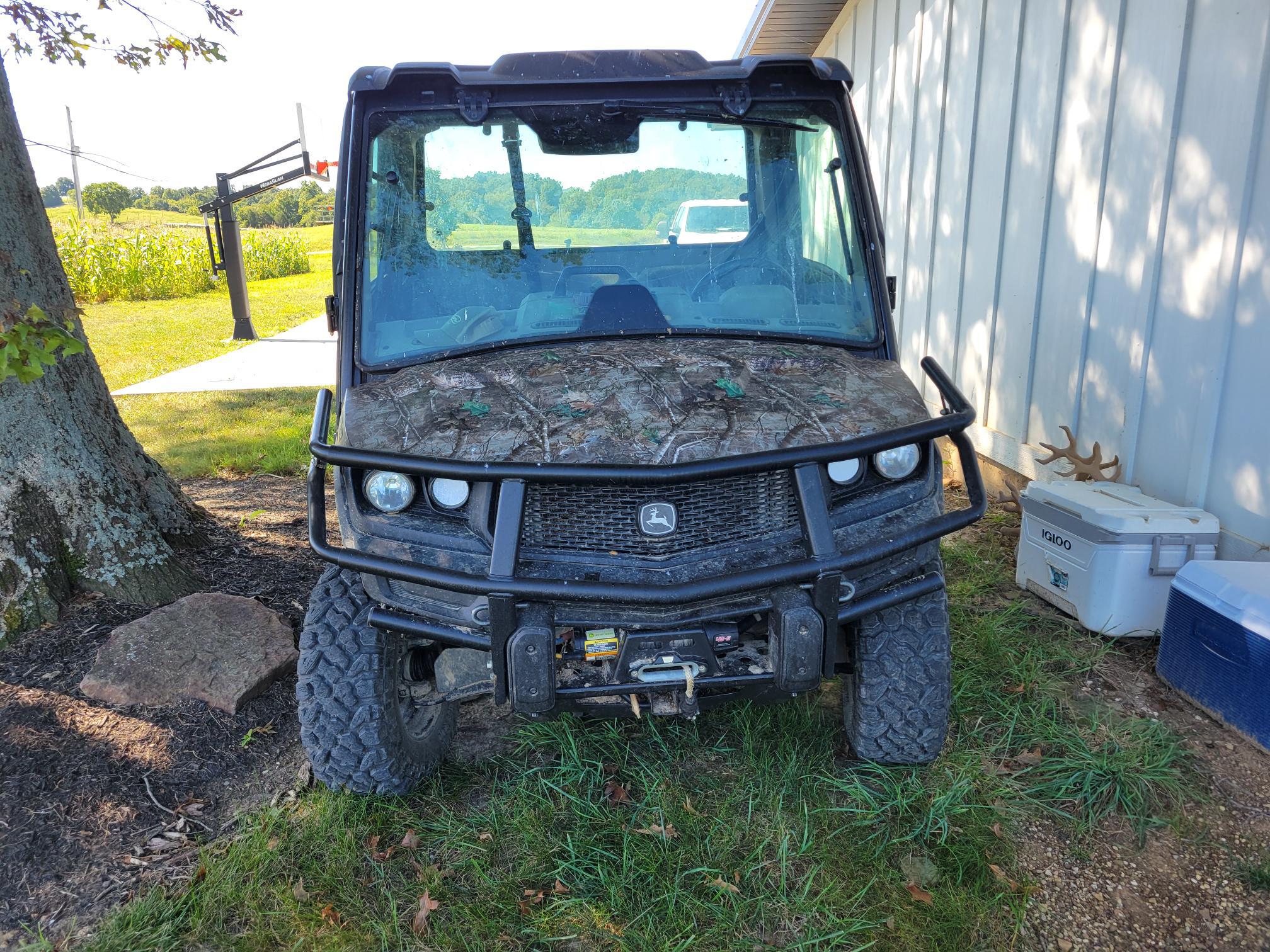 2022 John Deere XUV 835R