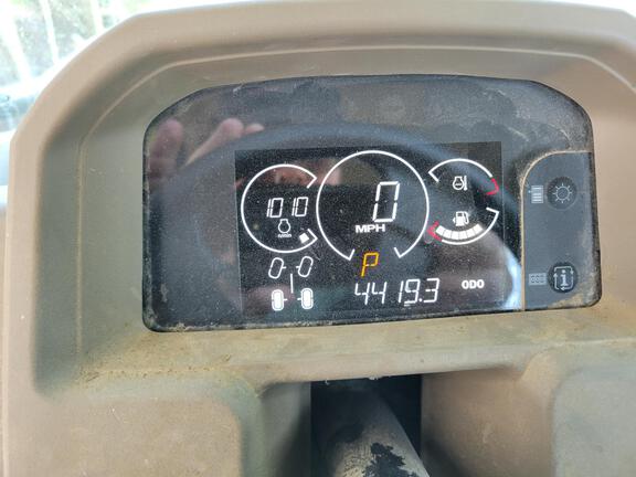 Photo of 2022 John Deere XUV 835R