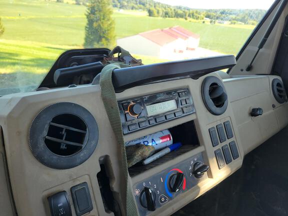 Photo of 2022 John Deere XUV 835R