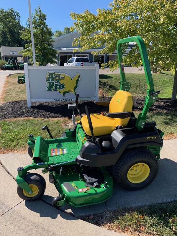 2025 John Deere Z515E Image 1