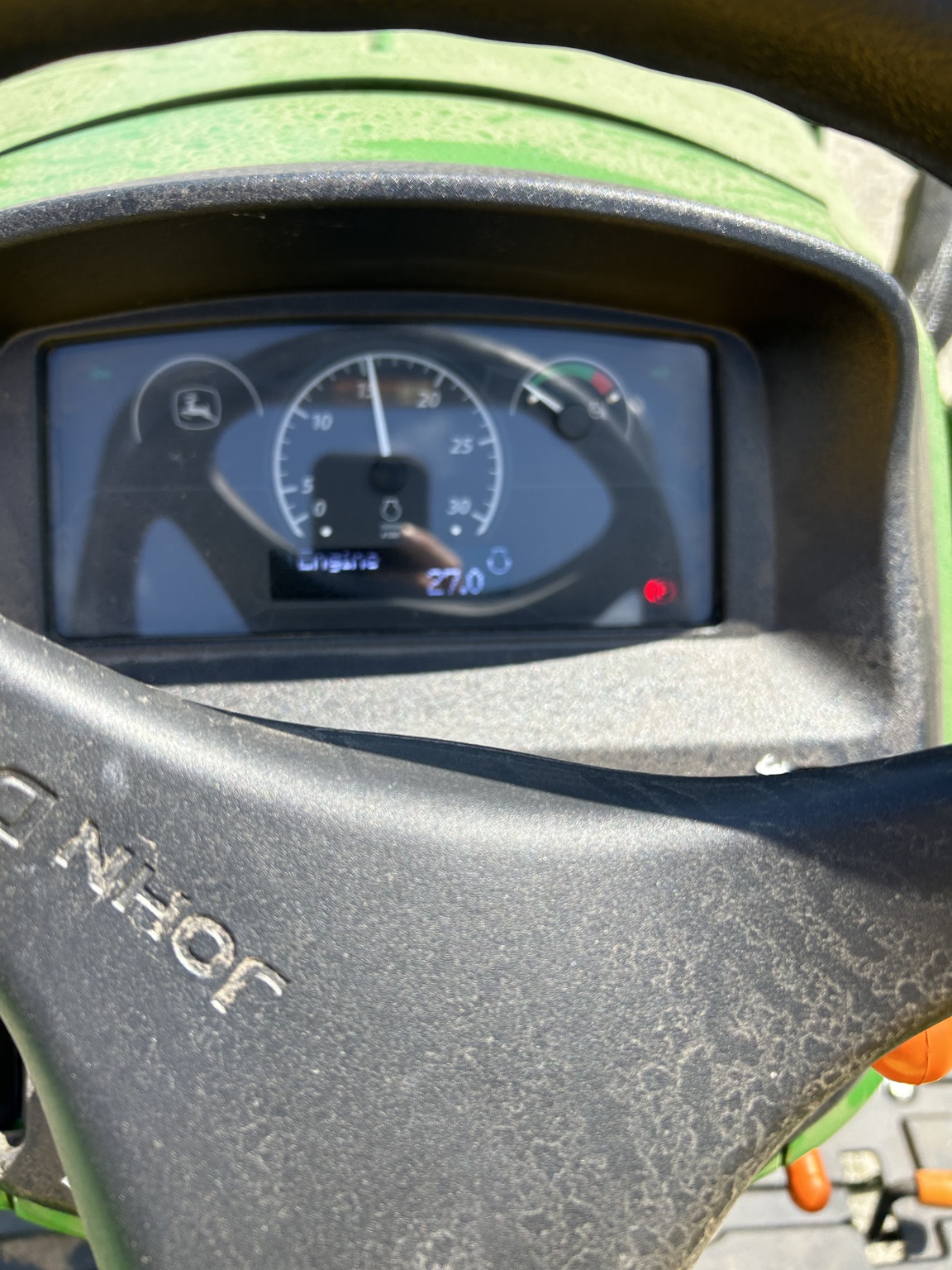 John Deere 3043D Image 7