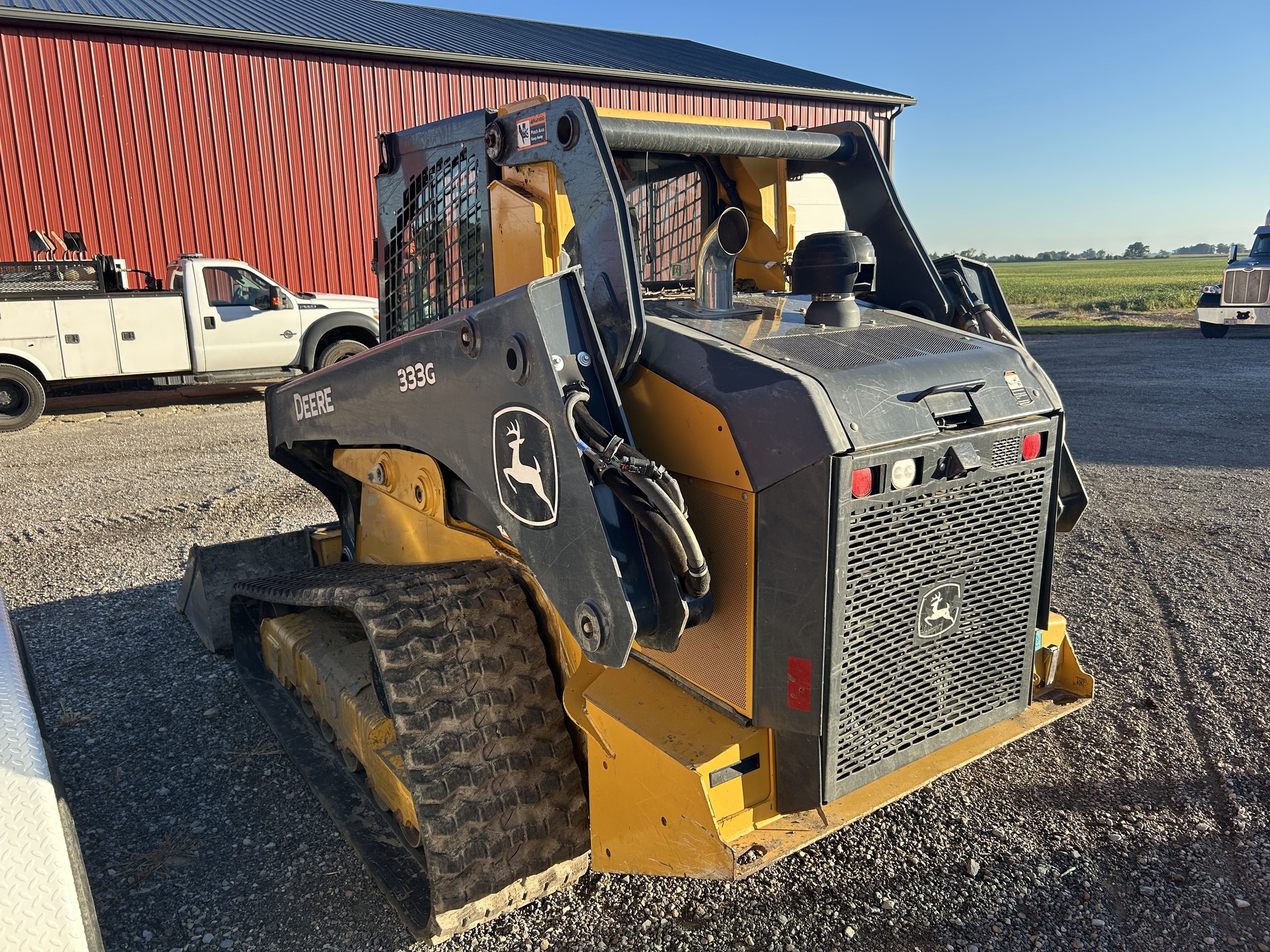 2022 John Deere 333G Image 16