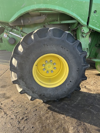 Used 2021 John Deere S780 Combines at Horizon Ag & Turf in Mayerthorpe, AB - Photo10