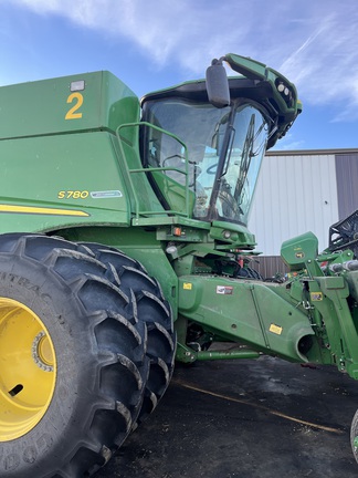  John Deere S780