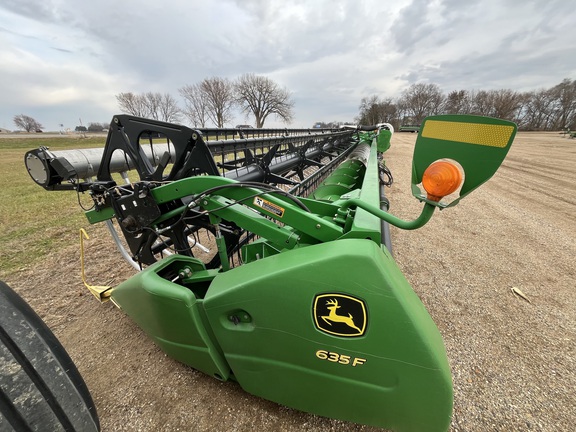2011 John Deere 635F - Photo6