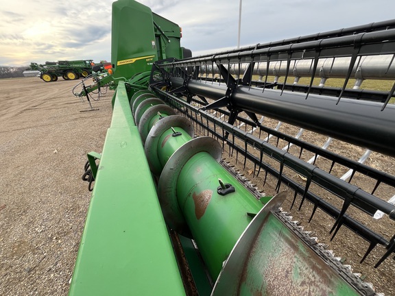 2011 John Deere 635F - Photo10