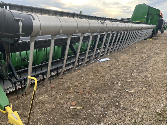 2011 John Deere 635F - Photo25