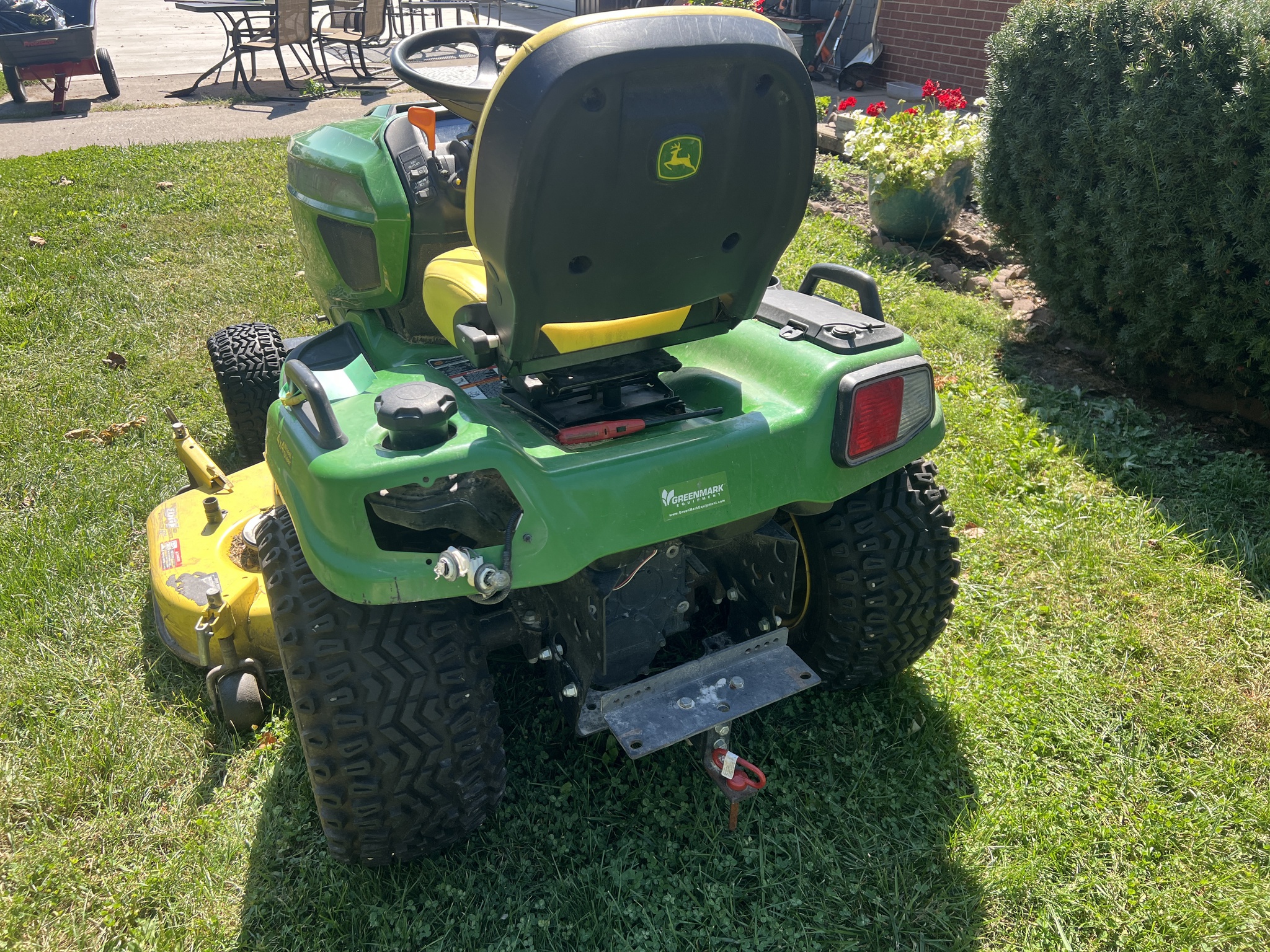 2016 John Deere X739 Image 5