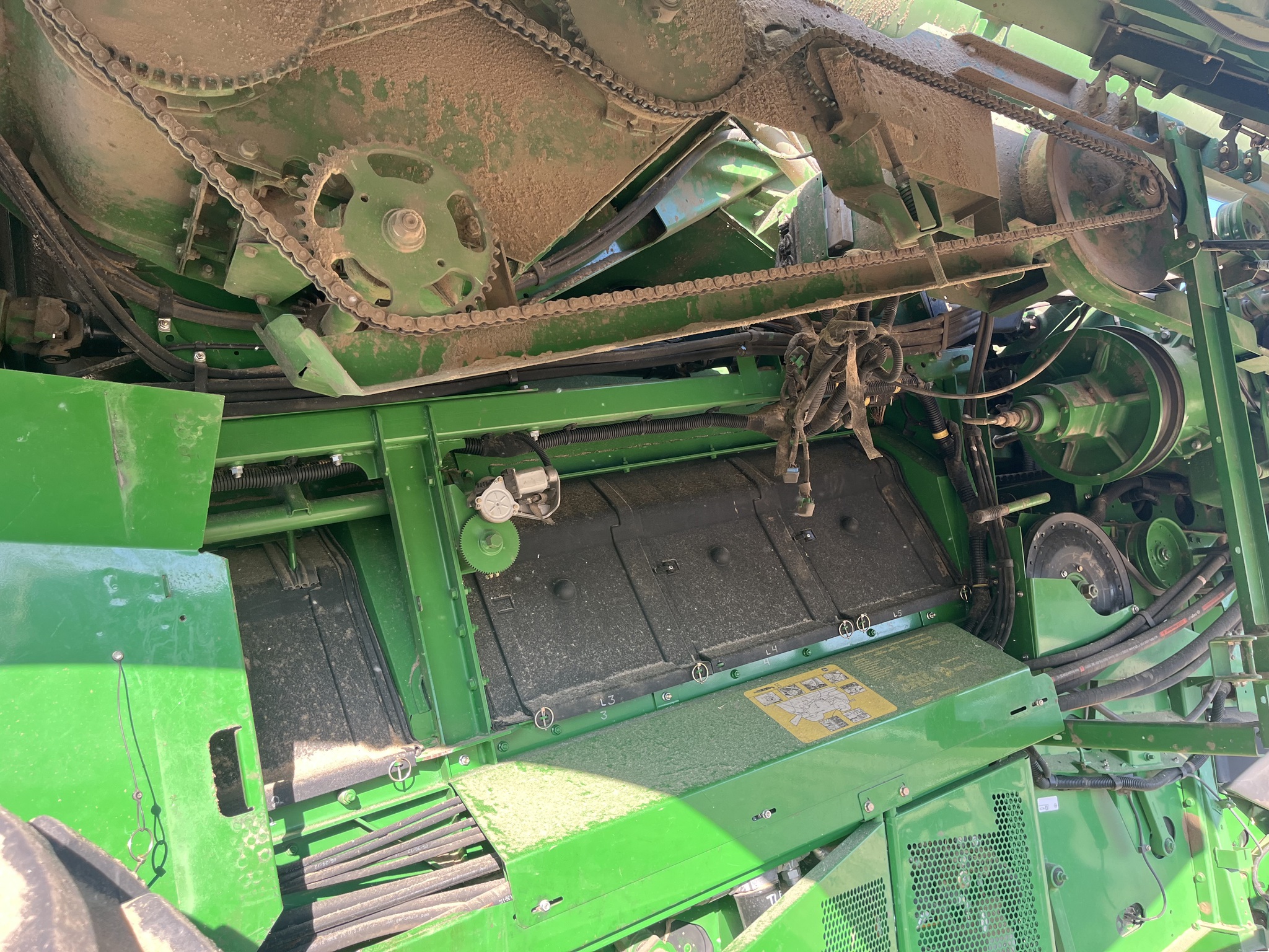 2012 John Deere S660 Image 12