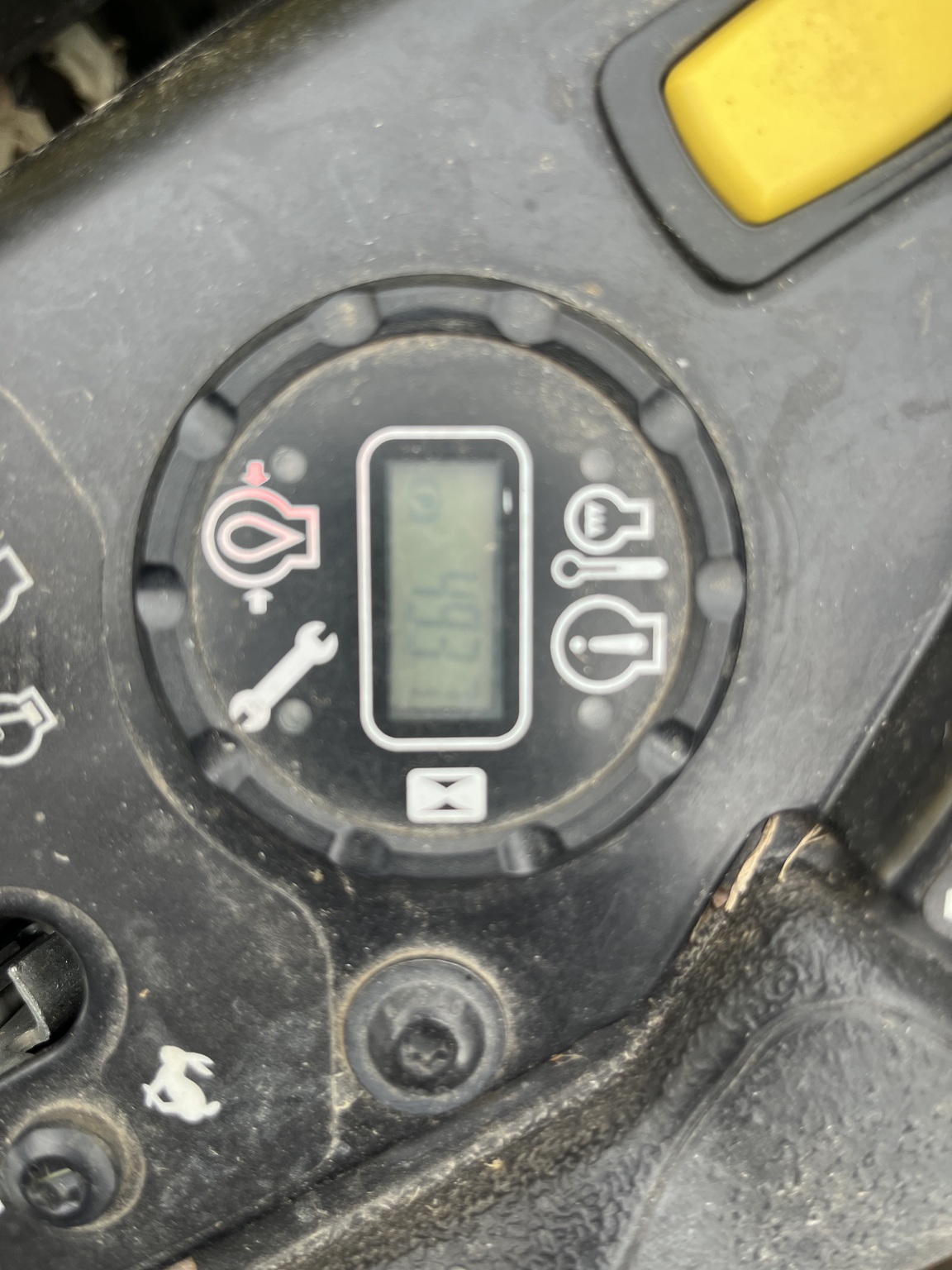 2024 John Deere Z930M Image 2