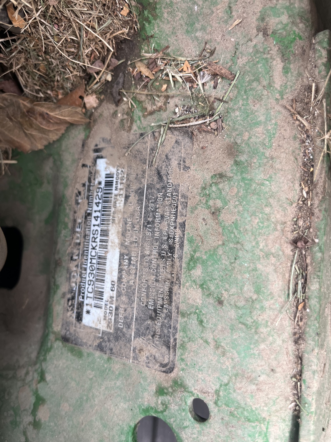 2024 John Deere Z930M Image 3