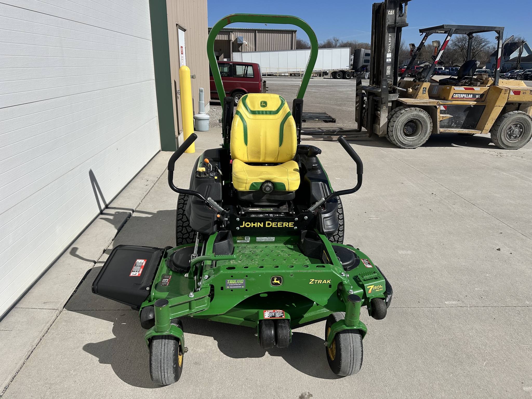 2024 John Deere Z930M Image 9