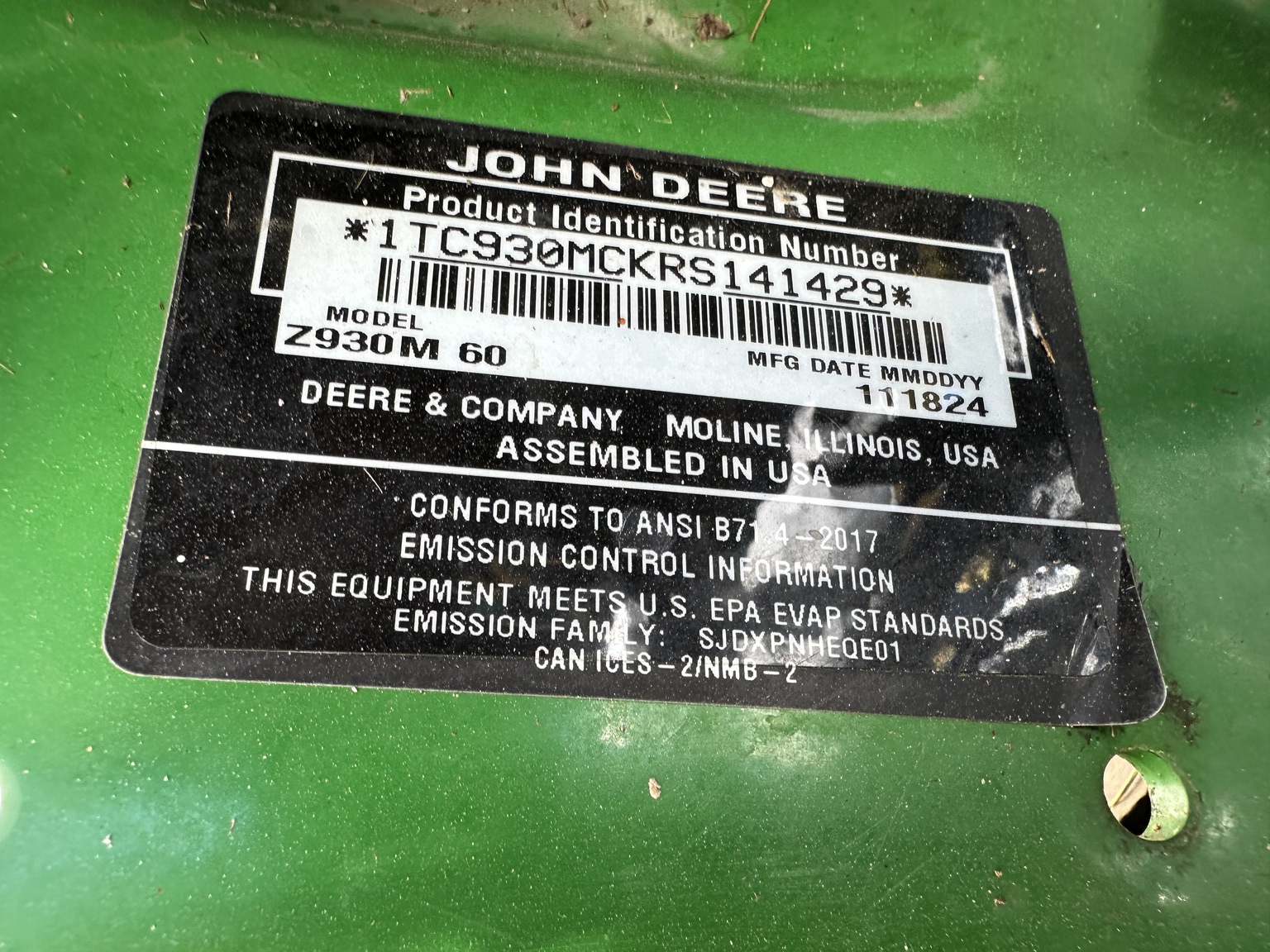 2024 John Deere Z930M Image 12