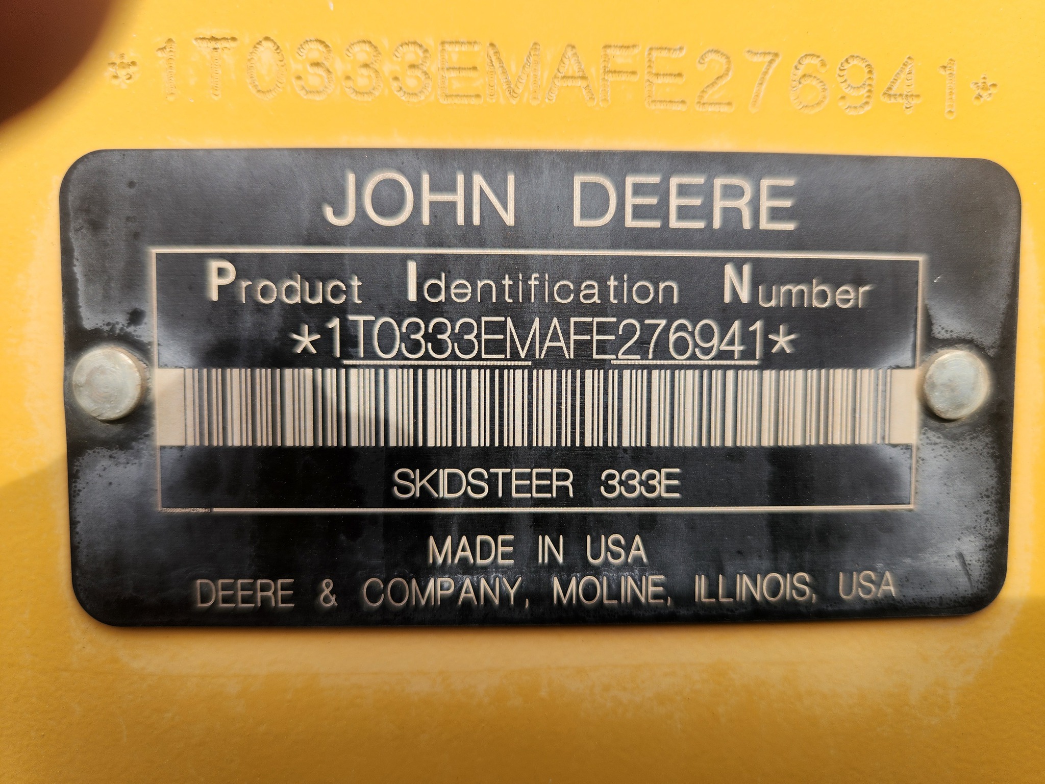 2015 John Deere 333E Image 9