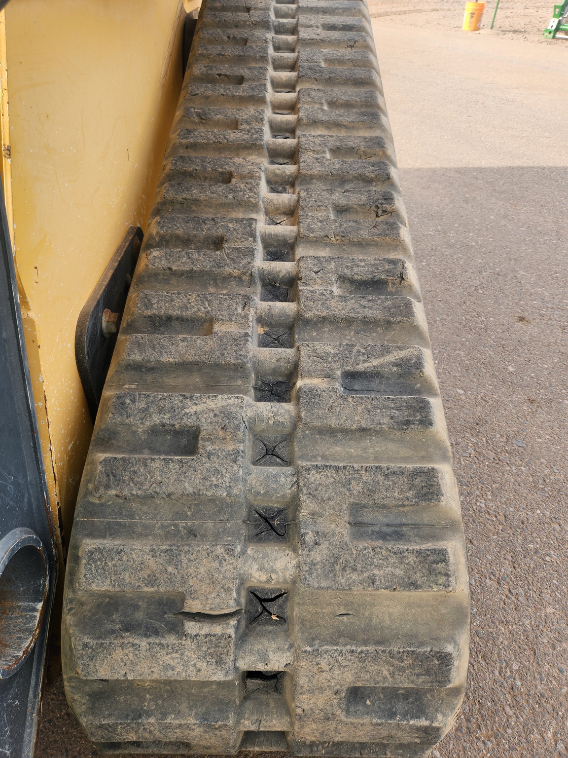 2015 John Deere 333E Image 12