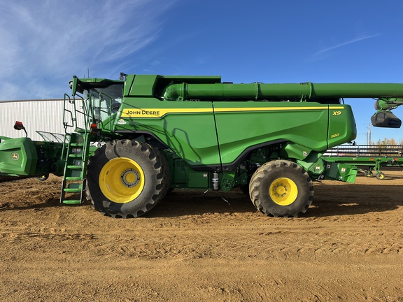 Used 2025 John Deere X9 1100 Combines at Horizon Ag & Turf in High Prairie, AB - Photo12