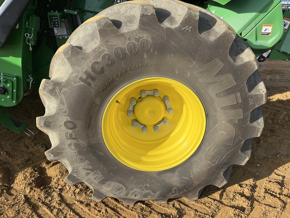 Used 2025 John Deere X9 1100 Combines at Horizon Ag & Turf in High Prairie, AB - Photo18