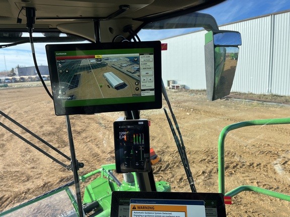 Used 2025 John Deere X9 1100 Combines at Horizon Ag & Turf in High Prairie, AB - Photo26