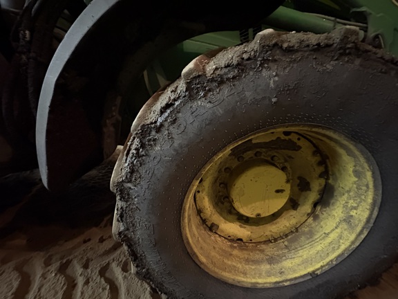 2012 John Deere 7230R - Photo9