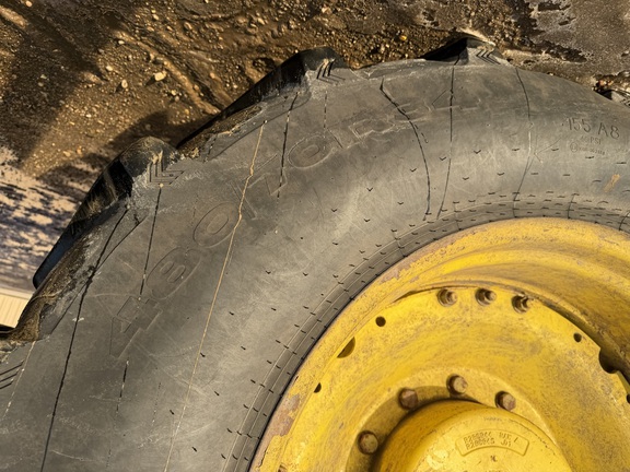 2012 John Deere 7230R - Photo9