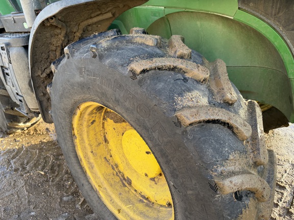 2012 John Deere 7230R - Photo12