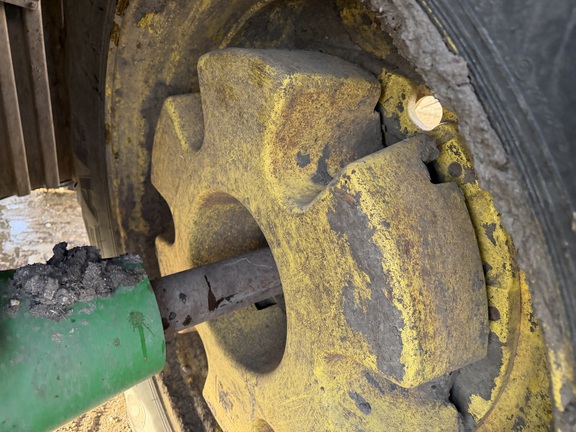 2012 John Deere 7230R - Photo16