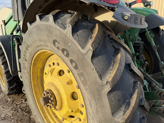 2012 John Deere 7230R - Photo17