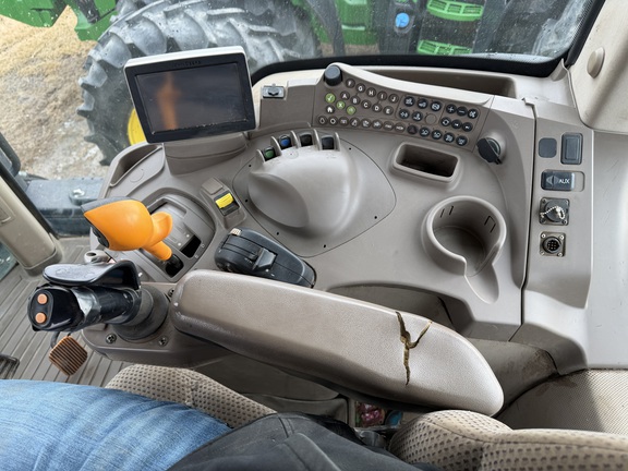 2012 John Deere 7230R - Photo39