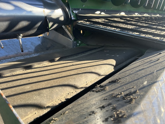 Used 2025 John Deere HDR 50 Combine Platforms at Horizon Ag & Turf in High Prairie, AB - Photo16