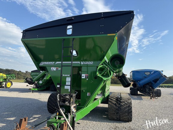 Photo of 2024 Brent V1300