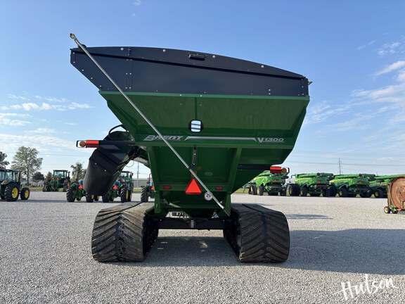 Photo of 2024 Brent V1300