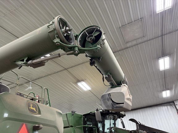 2024 John Deere X9 1100 - Photo13