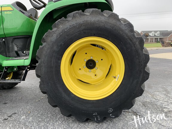 Photo of 2023 John Deere 3025E