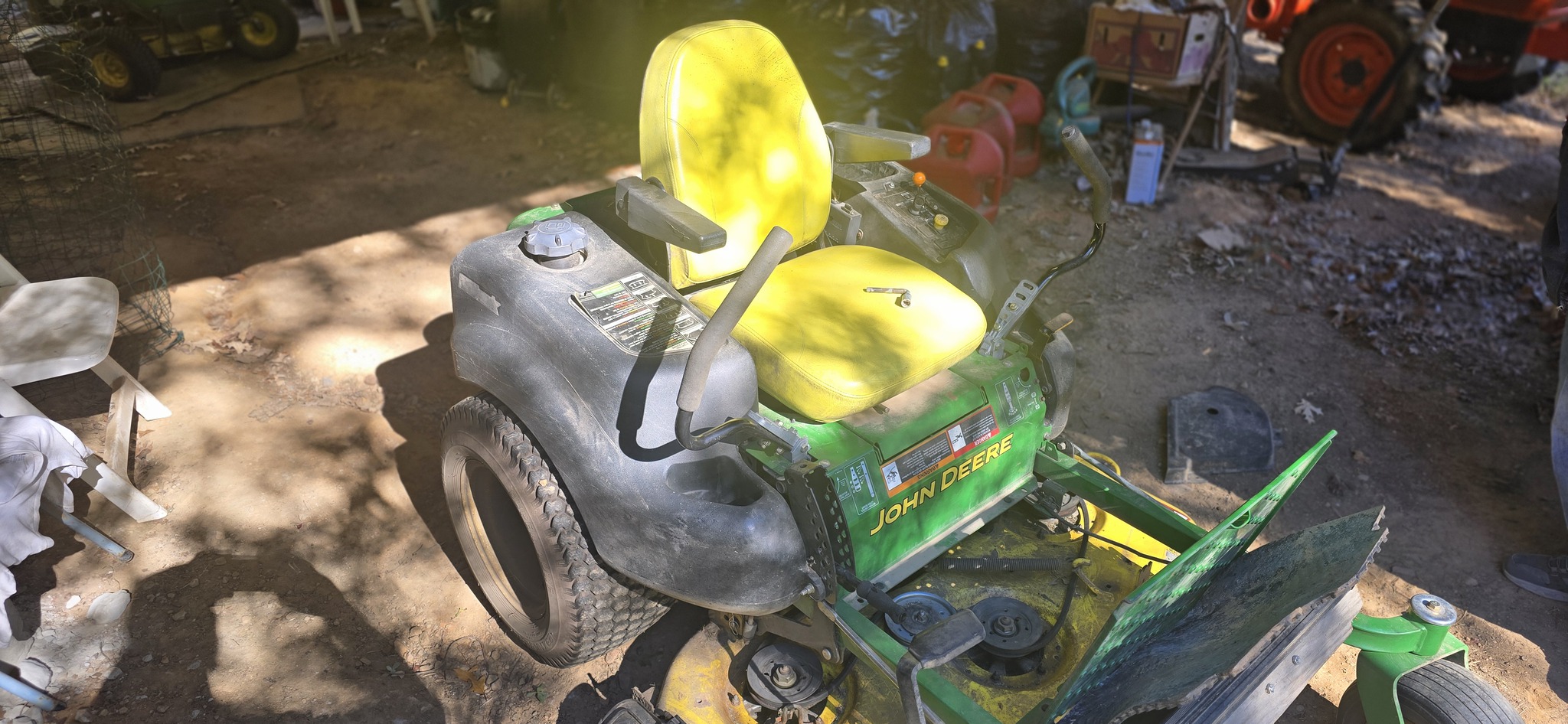 2013 John Deere Z645