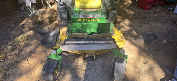 2013 John Deere Z645