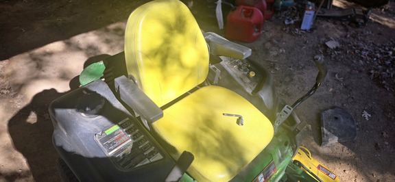 2013 John Deere Z645