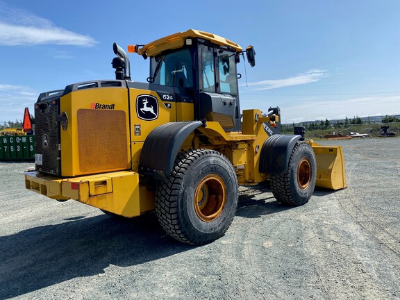 2022 John Deere 624 P