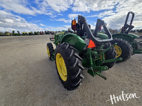Photo of 2022 John Deere 5045E