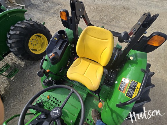 Photo of 2022 John Deere 5045E